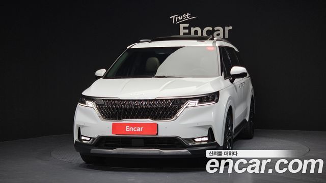 Kia Carnival 7-Seater Signature — пробег 92 000 км — фото 3 из 5