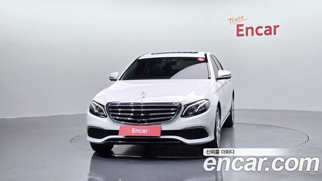 Mercedes-Benz E-Class E300 4MATIC Exclusive — пробег 97 135 км — фото 3 из 5