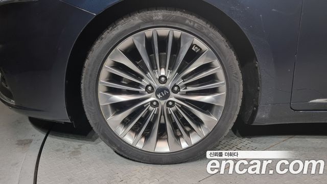 Kia K7 из Кореи Encar