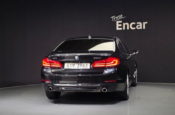 BMW 5-Series 530i xDrive Luxury Plus — пробег 135 091 км — фото 4 из 5