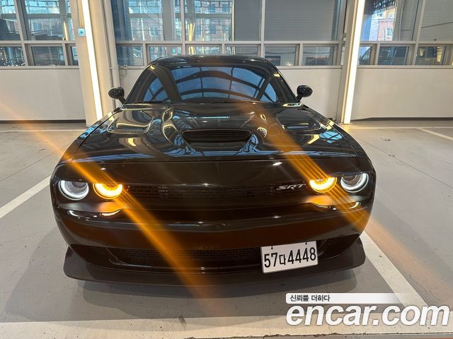 Dodge Challenger 6.2 — пробег 19 000 км — фото 5 из 5