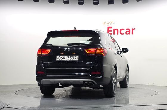 Kia Sorento Diesel 2.0 2WD Prestige — пробег 75 482 км — фото 4 из 5