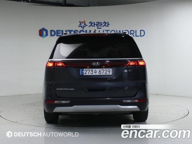 Kia Carnival из Кореи Encar