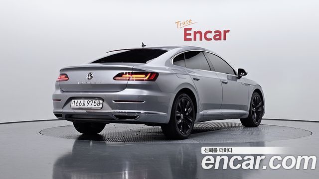 Volkswagen Arteon 2.0 TDI Prestige — пробег 134 136 км — фото 2 из 5