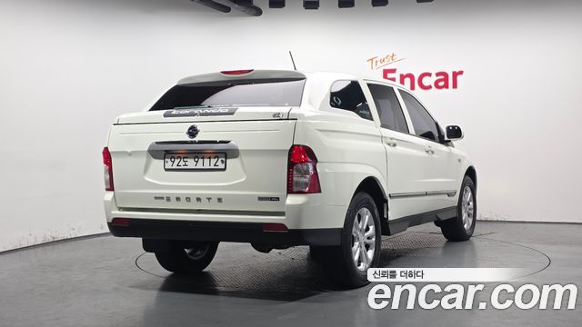 Ssangyong KORANDO CX7 4WD VISION — пробег 71 236 км — фото 2 из 5