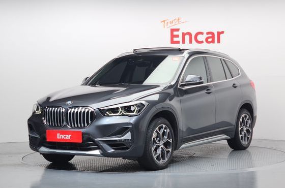 BMW X1 xDrive 20i xLine — пробег 22 422 км — фото 1 из 5