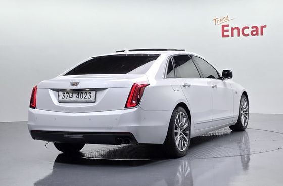 Cadillac CT6 2.0 Turbo — пробег 101 586 км — фото 2 из 5
