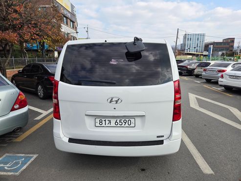 Hyundai Starex 5-Seater VAN CVX Deluxe — пробег 167 000 км — фото 5 из 5