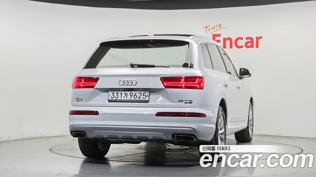 Audi Q7 из Кореи Encar