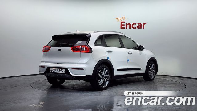 Kia Niro из Кореи Encar