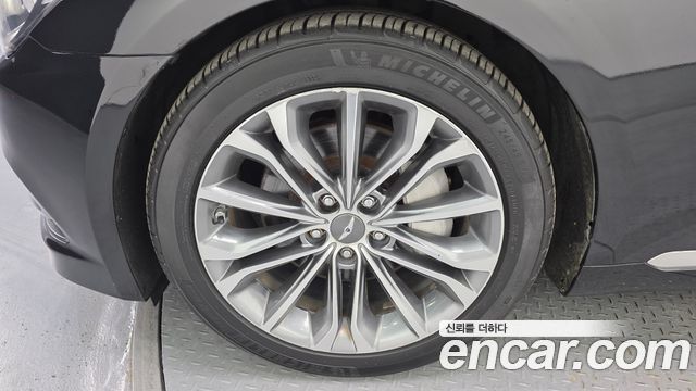 Hyundai Genesis из Кореи Encar