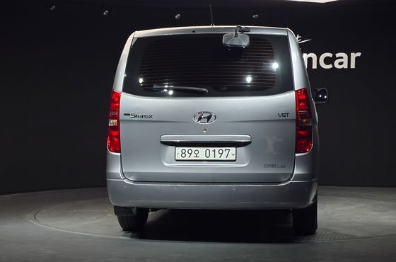 Hyundai Starex Van 5-Seater Smart — пробег 188 099 км — фото 4 из 5