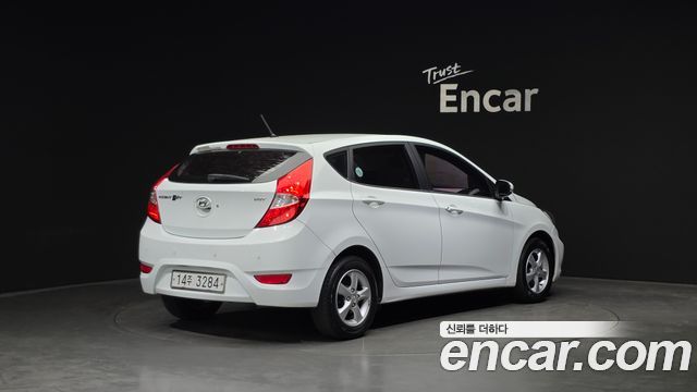 Hyundai Accent Diesel WIT 1.6 VGT Premier — пробег 125 771 км — фото 2 из 5