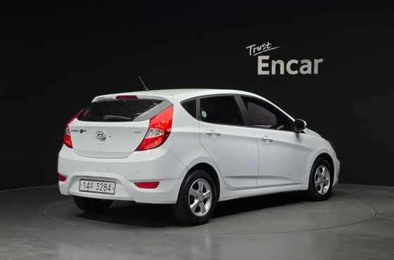 Hyundai Accent Diesel WIT 1.6 VGT Premier — пробег 125 771 км — фото 2 из 5