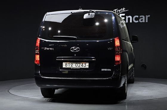 Hyundai Starex Van 5-Seater Modern — пробег 105 376 км — фото 4 из 5