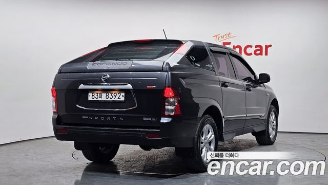 Ssangyong KORANDO 2.2 CX7 4WD Club — пробег 61 840 км — фото 2 из 5