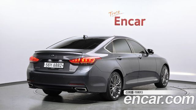 Hyundai Genesis из Кореи Encar