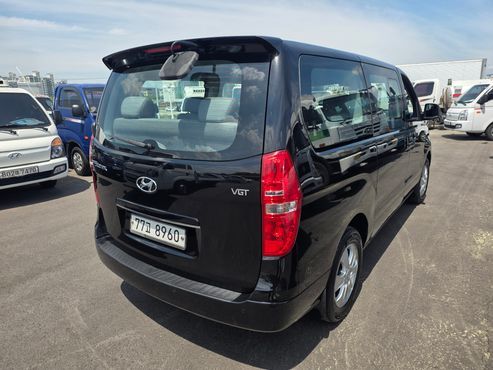 Hyundai Starex 4WD 12-Seater Wagon CVX Luxury — пробег 139 150 км — фото 2 из 5