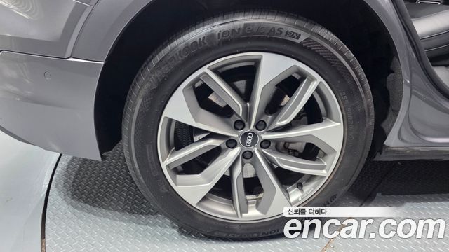 Audi e-tron из Кореи Encar