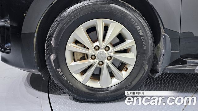 Kia Carnival 11-seater Luxury — пробег 74 795 км — фото 5 из 5