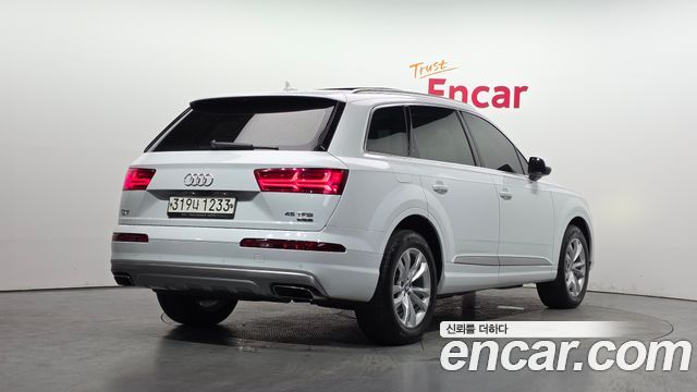 Audi Q7 из Кореи Encar
