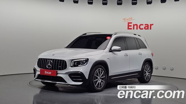 Mercedes-Benz GLB-Class AMG GLB35 4MATIC — пробег 68 930 км — фото 1 из 5