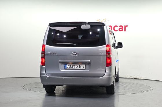 Hyundai Starex 12-Seater Wagon Modern — пробег 120 283 км — фото 4 из 5