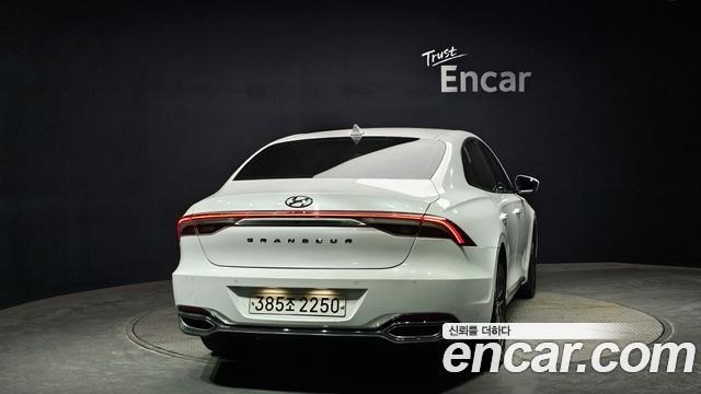 Hyundai Grandeur из Кореи Encar