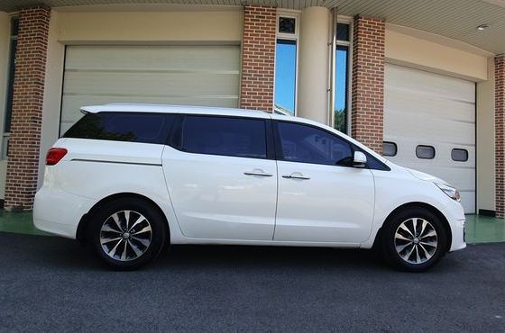 Kia Carnival 9-seater Luxury — пробег 153 744 км — фото 4 из 5