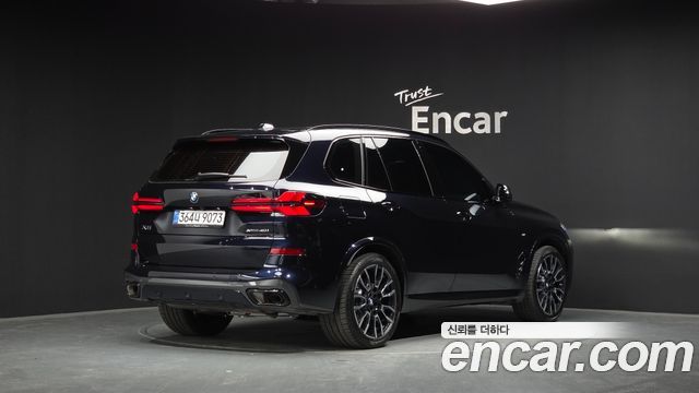 BMW X5 xDrive 40i M Sport — пробег 3 658 км — фото 2 из 5