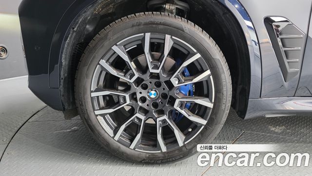 BMW X5 xDrive 40i M Sport — пробег 3 658 км — фото 5 из 5