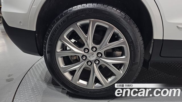 Cadillac XT5 из Кореи Encar