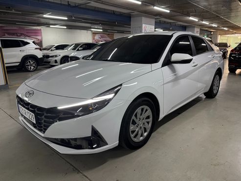 Hyundai AVANTE 1.6 Smart — пробег 72 000 км — фото 1 из 5