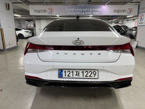 Hyundai AVANTE 1.6 Smart — пробег 72 000 км — фото 4 из 5