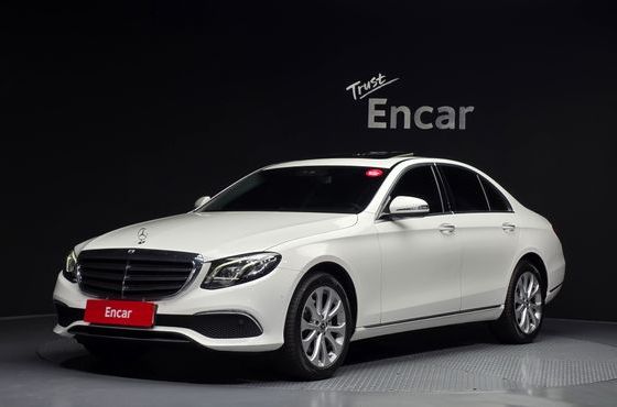 Mercedes-Benz E-Class E220d 4MATIC Exclusive — пробег 80 443 км — фото 1 из 5
