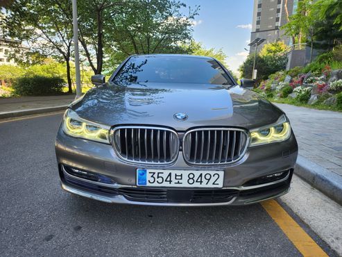 BMW 7-Series 740Ld xDrive — пробег 250 745 км — фото 3 из 5