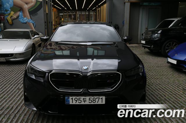 BMW M5 M5 Sedan — пробег 1 348 км — фото 1 из 5