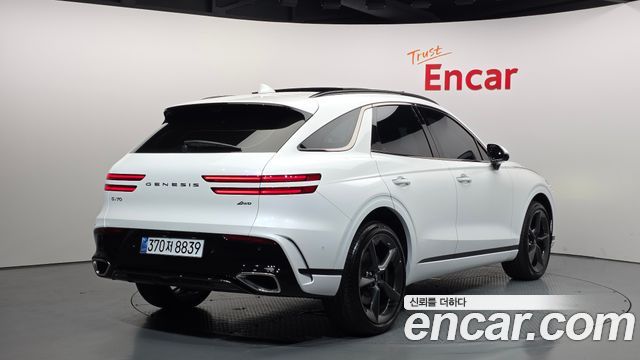 Genesis GV70 из Кореи Encar