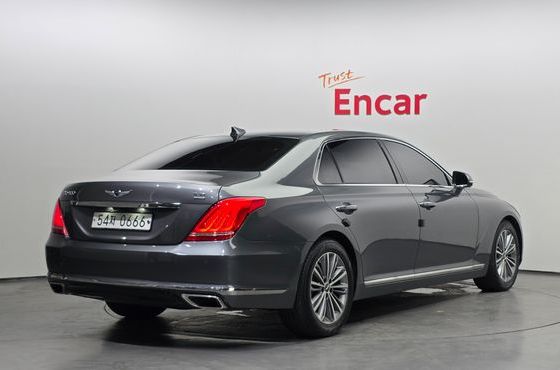 Genesis EQ900 3.3 T-GDI AWD Premiun Luxury — пробег 148 966 км — фото 2 из 5