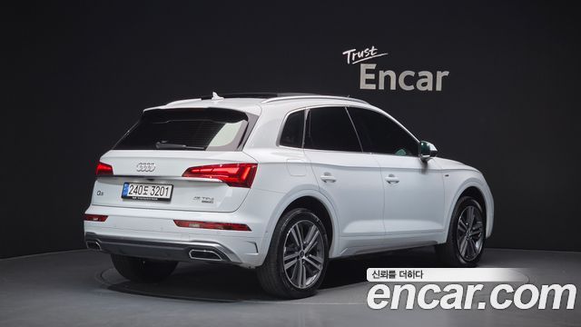 Audi Q5 45 TFSI Quattro Premium — пробег 132 992 км — фото 2 из 5
