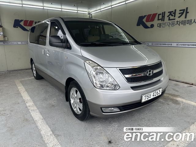 Hyundai Starex 11-Seater Wagon HVX Premium — пробег 154 472 км — фото 1 из 5