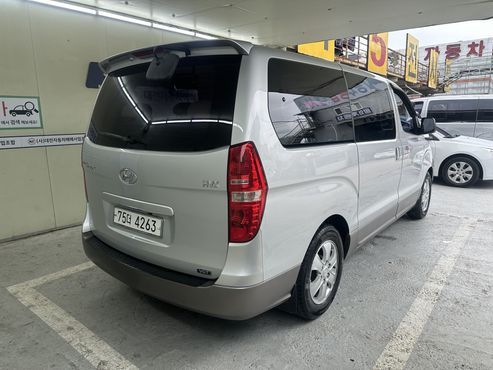 Hyundai Starex 11-Seater Wagon HVX Premium — пробег 154 472 км — фото 2 из 5