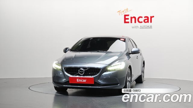 Volvo V40 из Кореи Encar