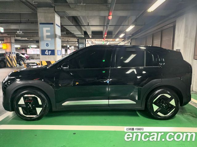 Kia EV3 Long Range 2WD Earth — пробег 31 000 км — фото 4 из 5