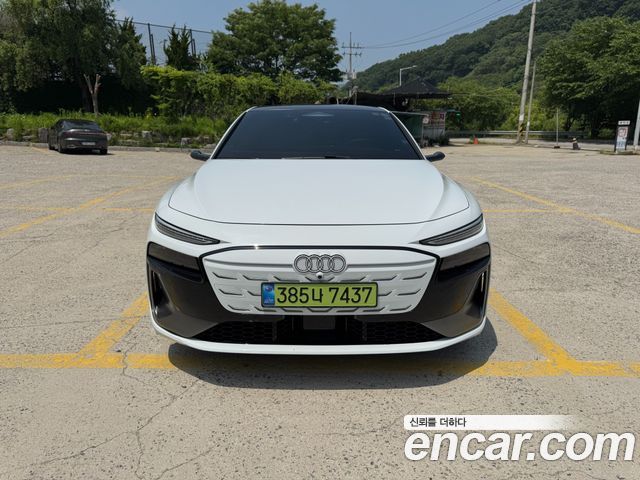 Audi A6 e-Tron Performance S line — пробег 11 000 км — фото 1 из 5