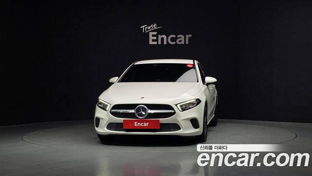 Mercedes-Benz A-Class A220 Hatchback — пробег 33 762 км — фото 3 из 5