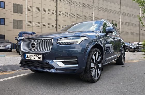 Volvo XC90 T8 Ultimate Bright Hybrid — пробег 35 184 км — фото 1 из 5