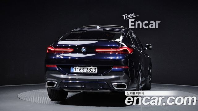 BMW X6 xDrive40i M Sport — пробег 32 825 км — фото 4 из 5