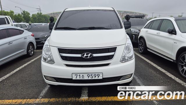 Hyundai Starex 4WD 12-Seater Wagon CVX Luxury — пробег 159 206 км — фото 2 из 5