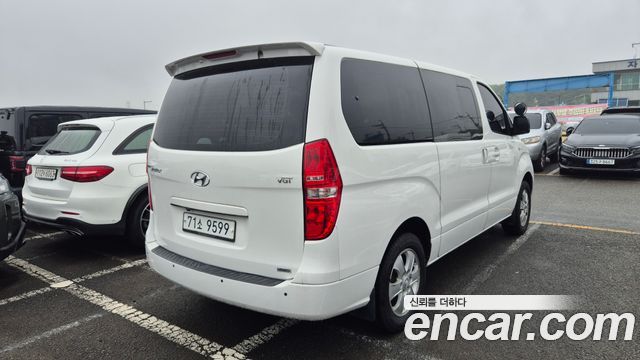 Hyundai Starex 4WD 12-Seater Wagon CVX Luxury — пробег 159 206 км — фото 4 из 5